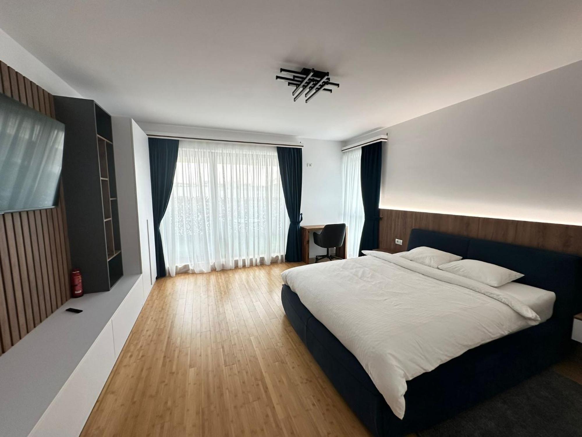 Pitesti Residence Esterno foto